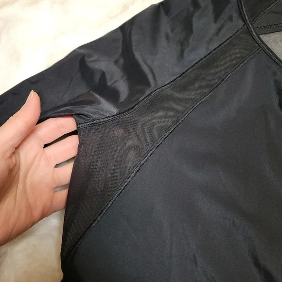Iululemon If You’re Lucky long sleeve tee black mesh RARE - Picture 7 of 11